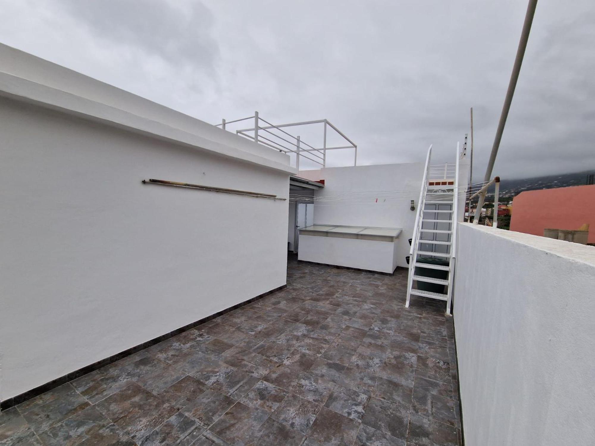Apartament La Roca Con Buena Ubicacion